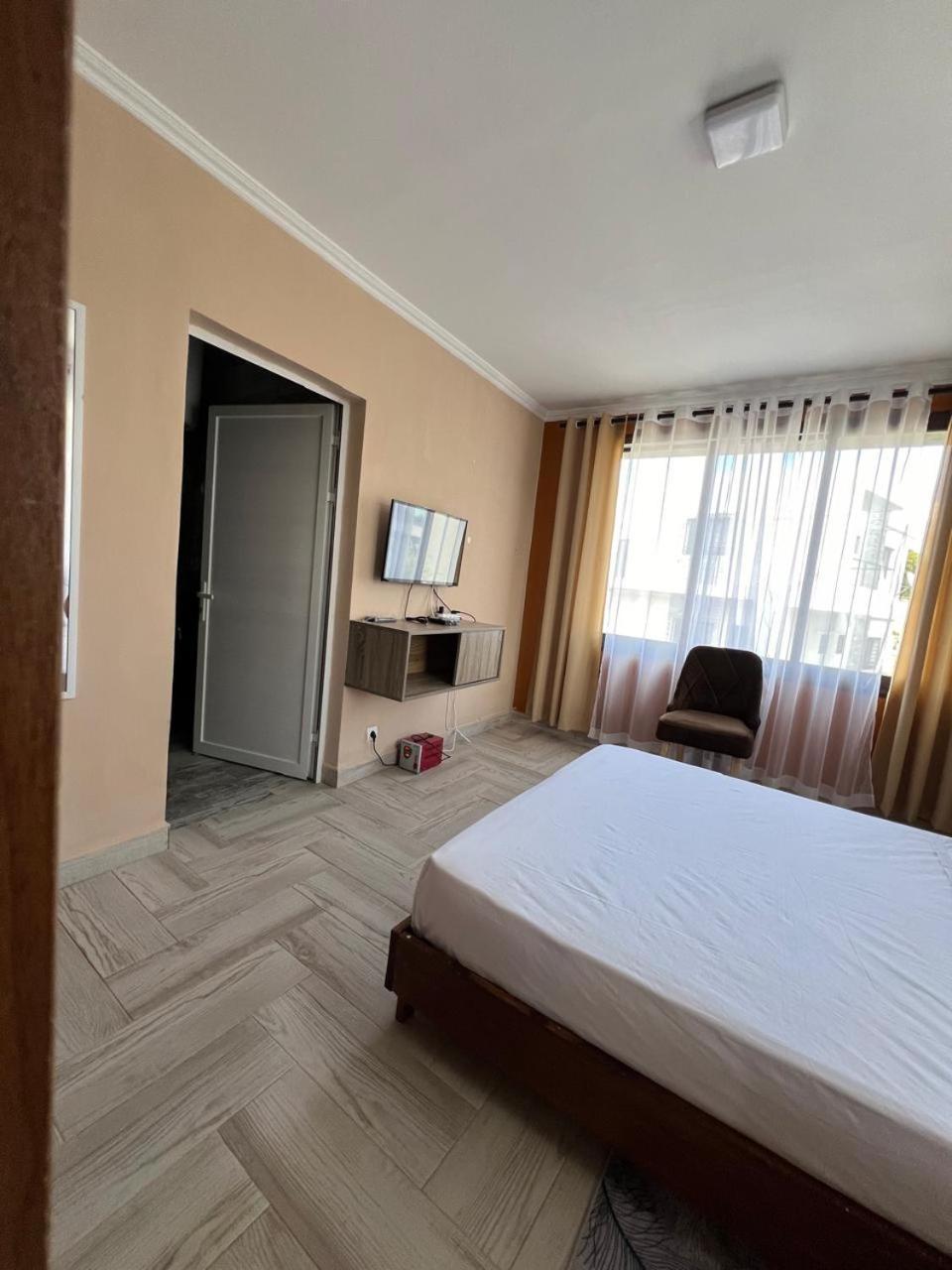 Guest House Nohfy Antananarivo Exterior photo